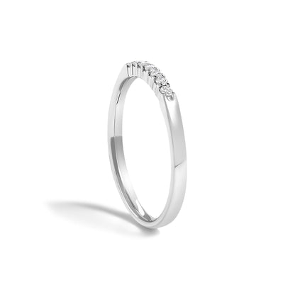 14K Gold 1/10 Cttw Diamond 7 Stone Band Ring