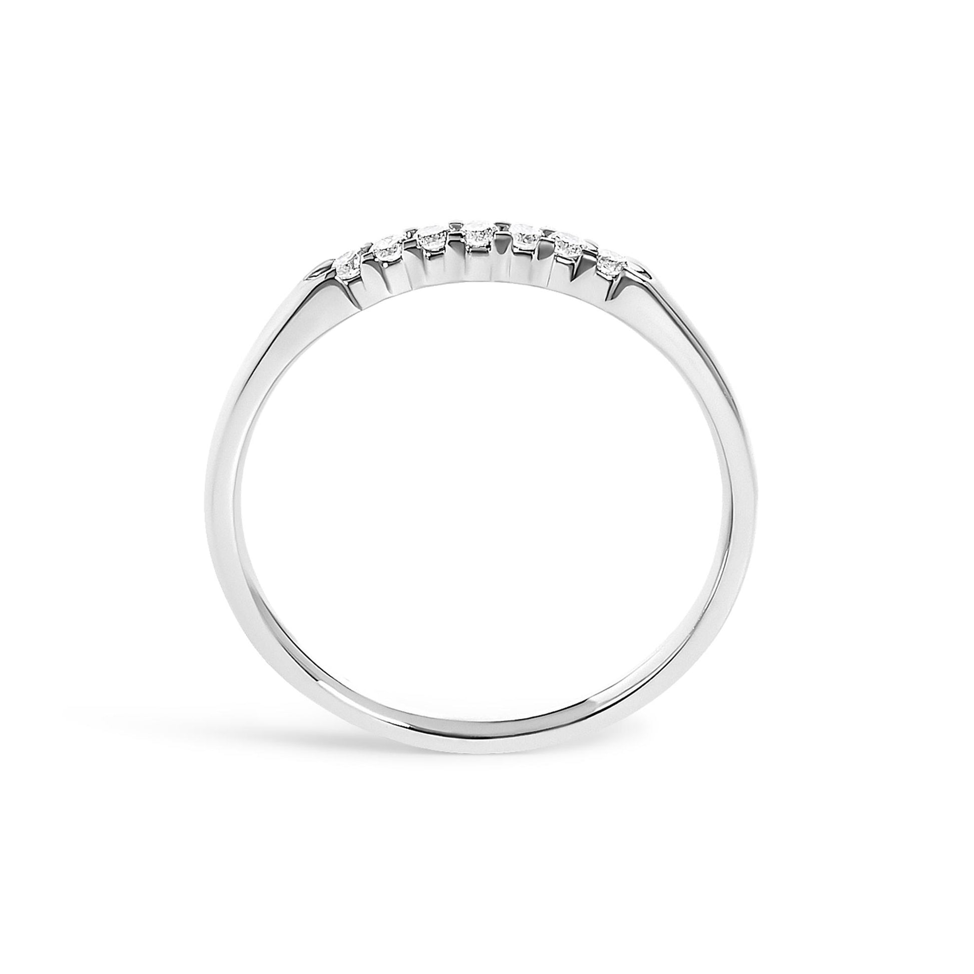 14K Gold 1/10 Cttw Diamond 7 Stone Band Ring