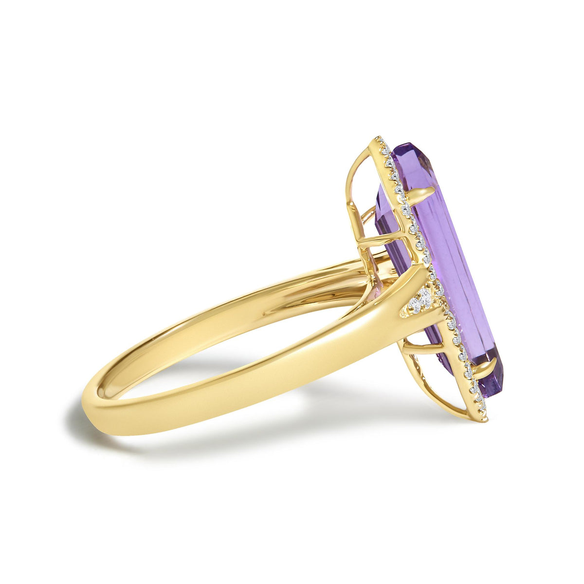 10K Yellow Gold Amethyst Shield and 1/6 Cttw Diamond Cocktail Ring
