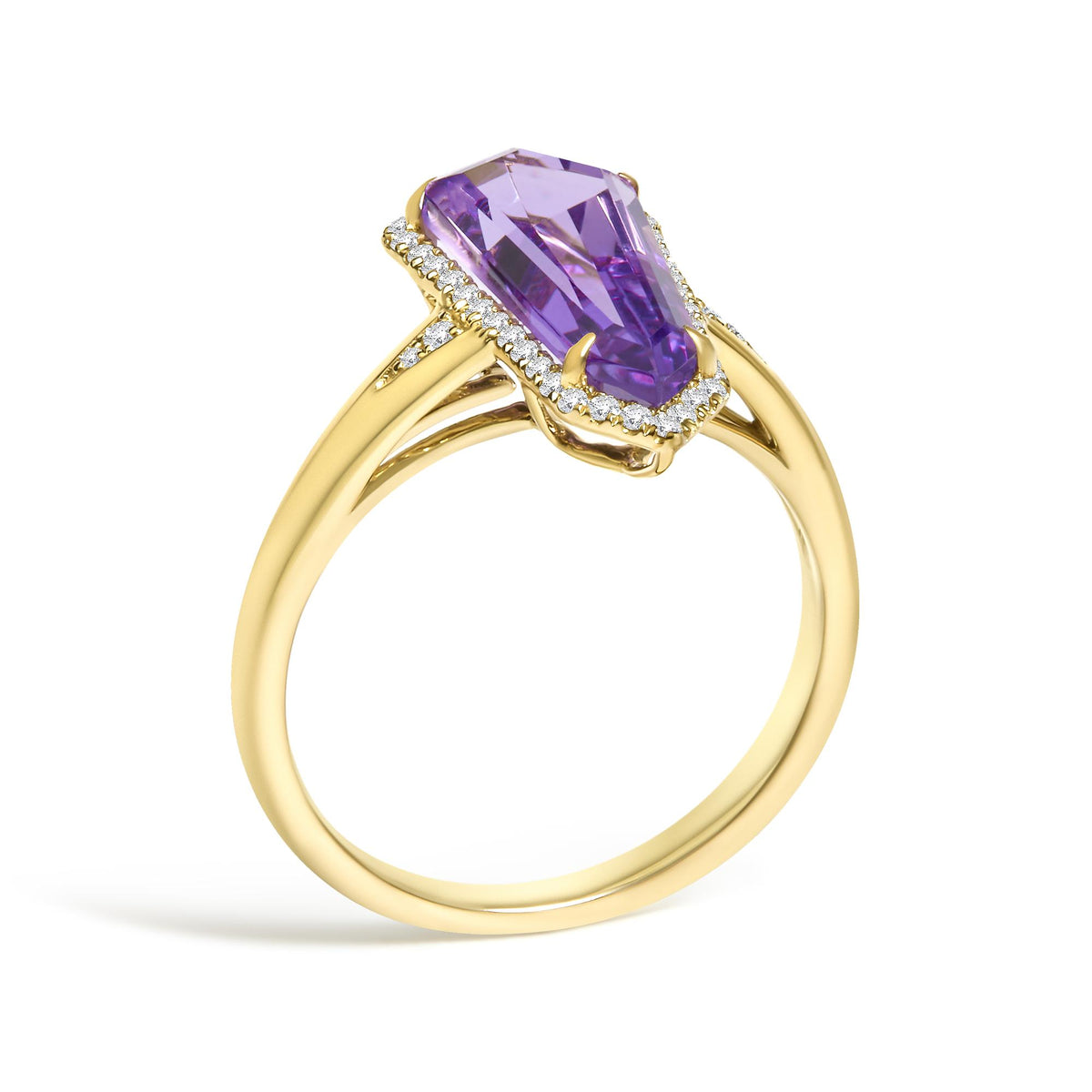 10K Yellow Gold Amethyst Shield and 1/6 Cttw Diamond Cocktail Ring