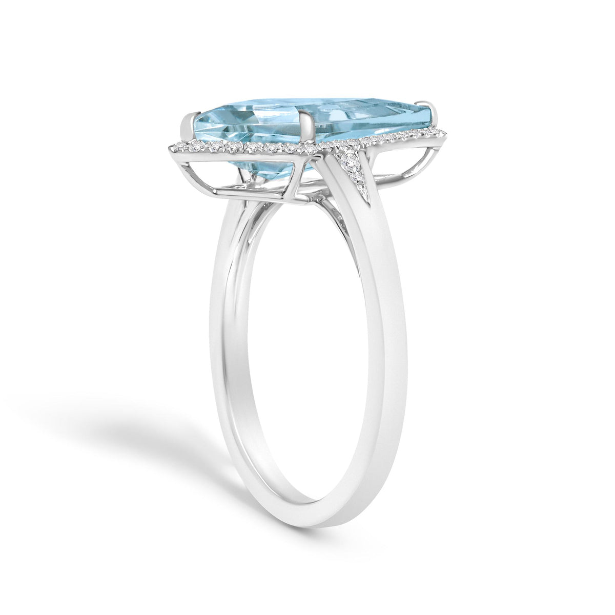 10K White Gold Blue Topaz Kite Cut and 1/6 Cttw Diamond Cocktail Ring