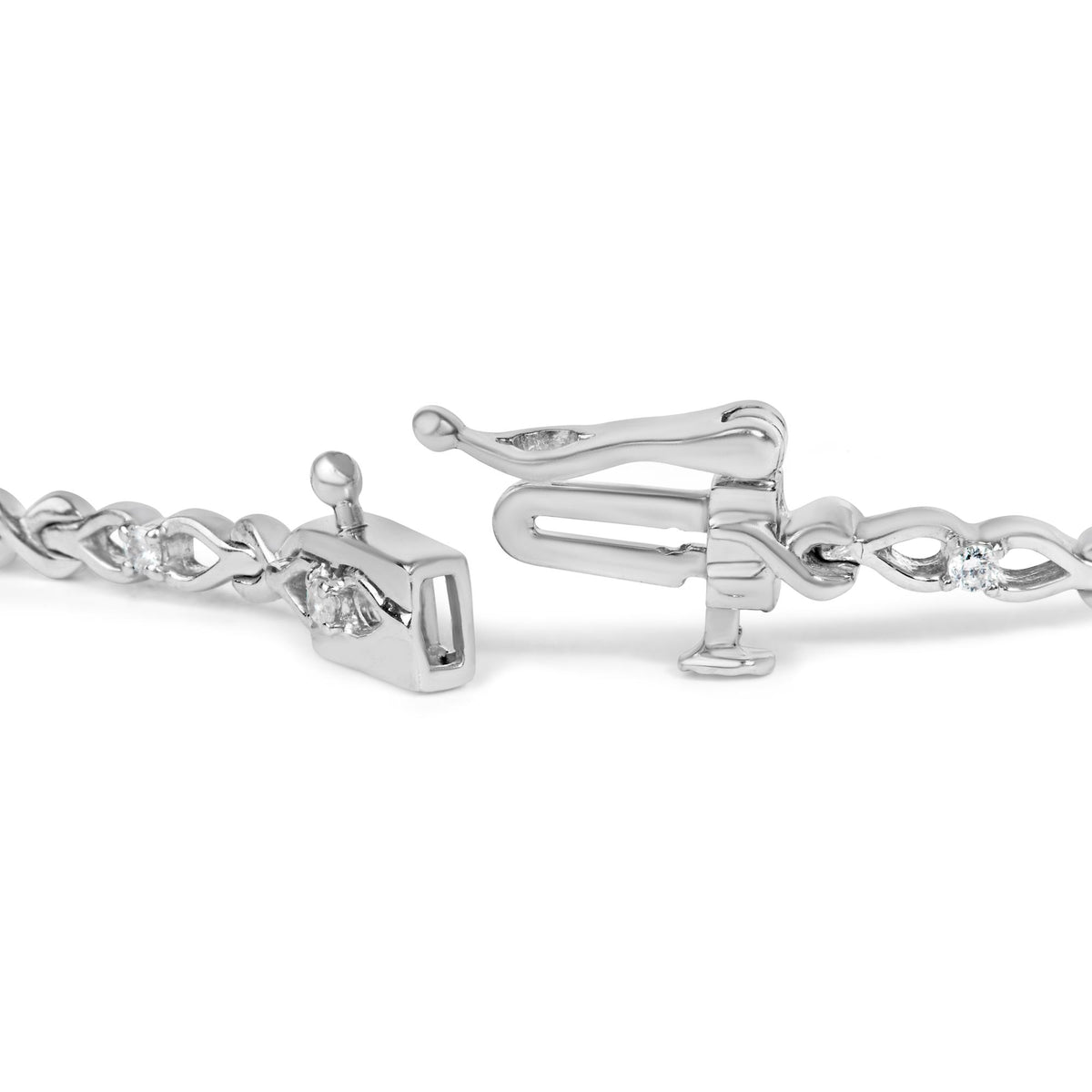 925 Sterling Silver 1/4 Cttw Round Diamond Infinity and X-Link Bracelet
