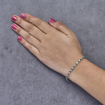 14K White Gold Alternating 1 1/2 Cttw Diamond and Emerald Tennis Bracelet