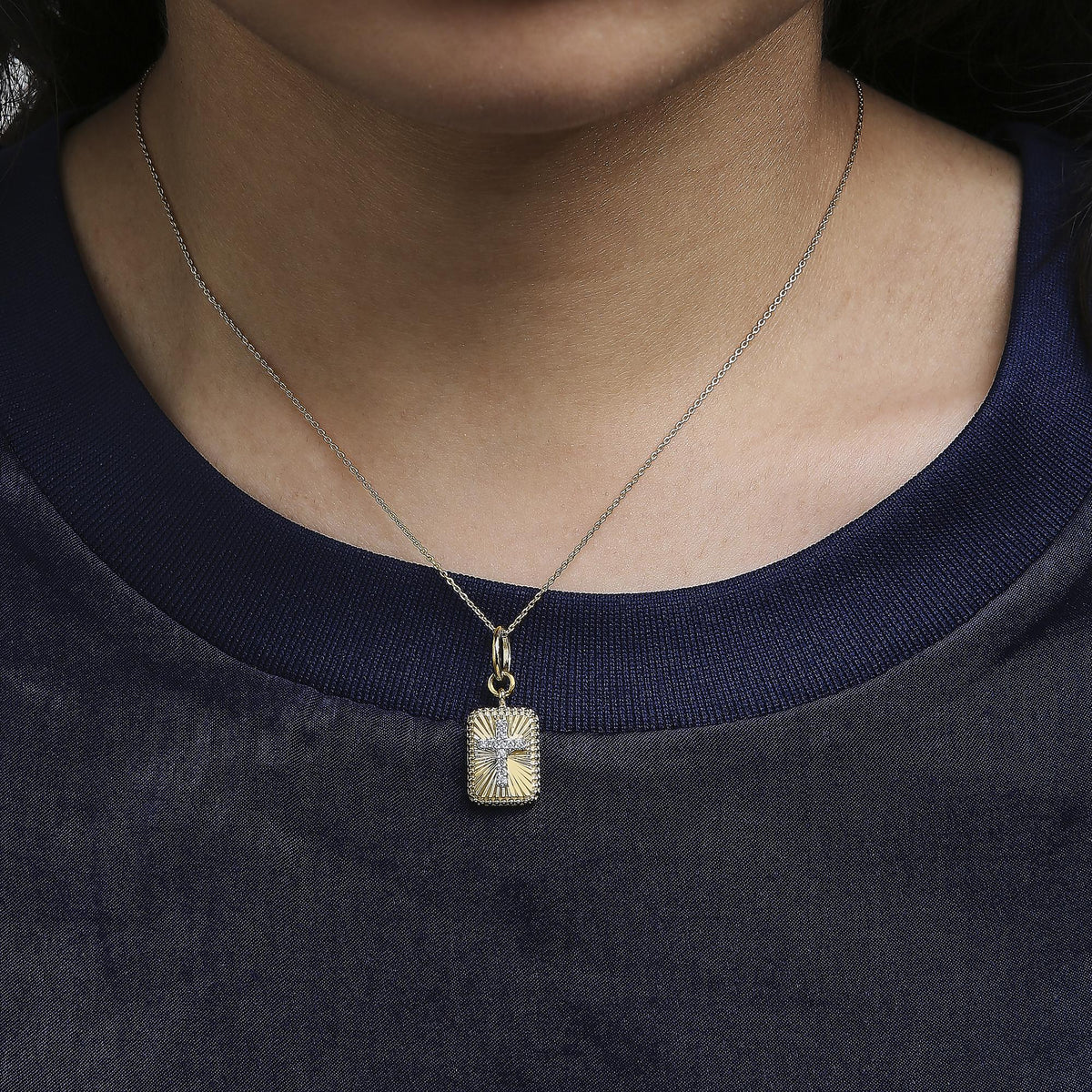 10K Yellow Gold Diamond Accent Cross Fluted Medallion Pendant Necklace