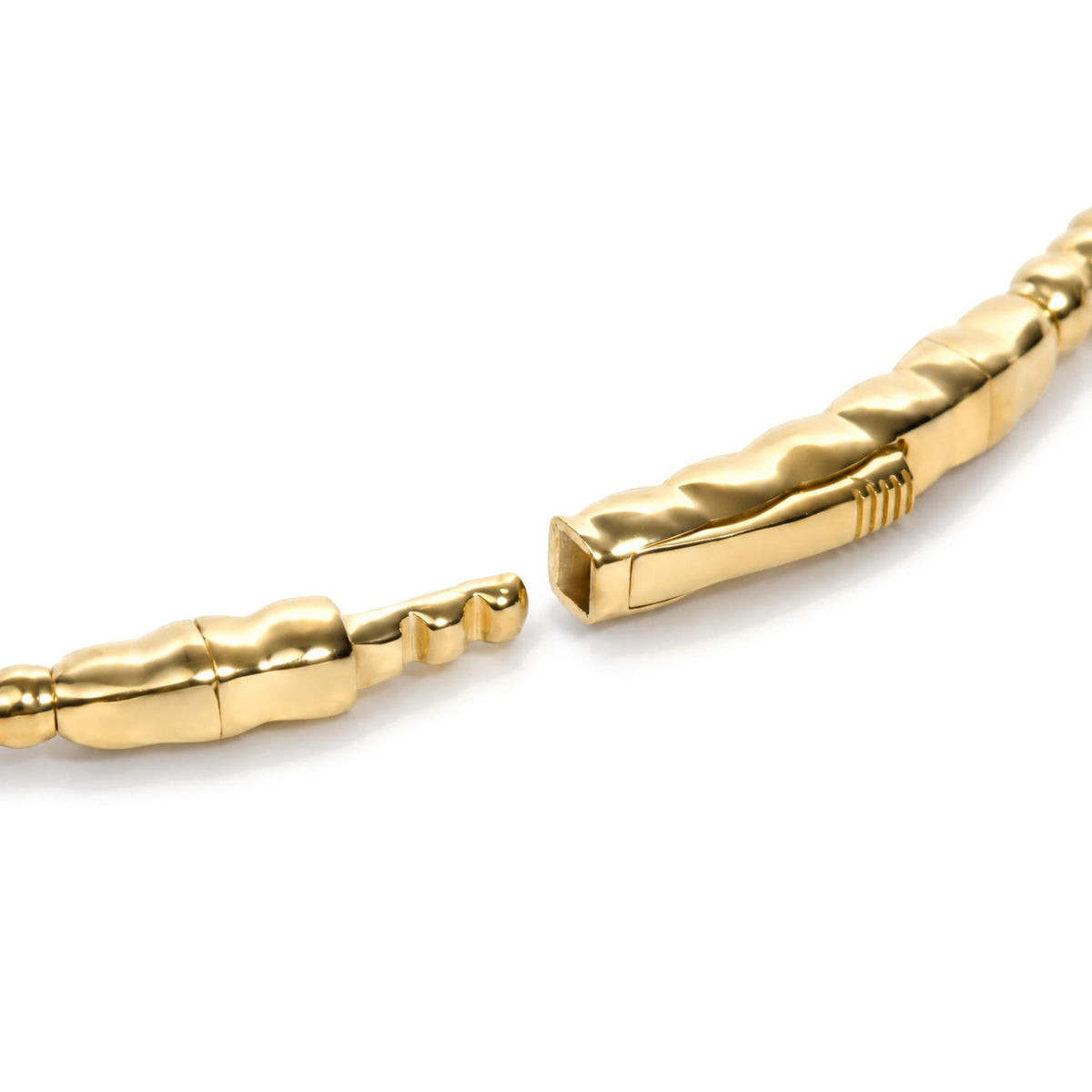 14K Gold 1/2 Cttw Diamond Flower Station Beaded Flexible Bangle Bracelet