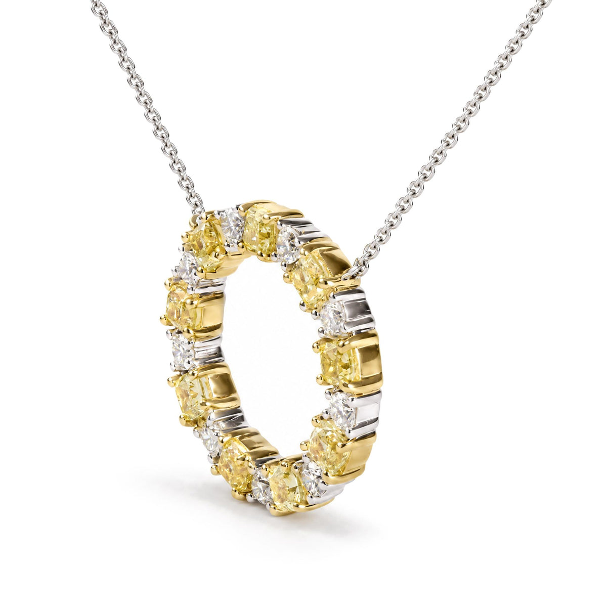 18K White and Yellow Gold 2 1/4 Cttw Alternating Yellow and White Diamond Open Circle Pendant Necklace