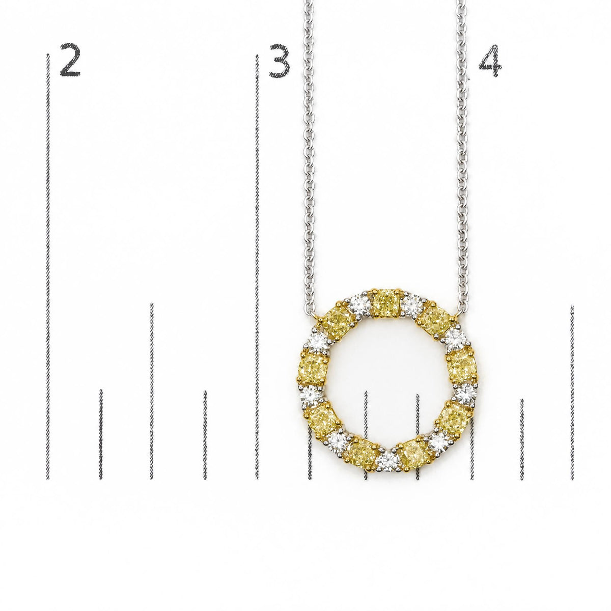 18K White and Yellow Gold 2 1/4 Cttw Alternating Yellow and White Diamond Open Circle Pendant Necklace