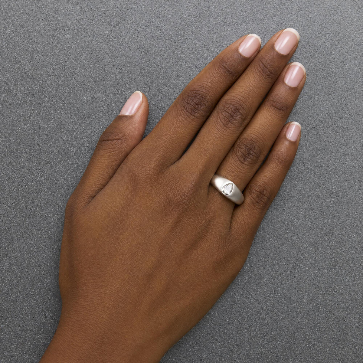 18K White Gold 1/2 Cttw Pear-Shaped Diamond Bezel-Set Solitaire Ring with Tapered Band