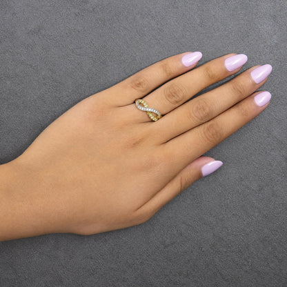 18K Two-Tone Gold 1/2 Cttw Yellow and White Diamond Milgrain Crossover Band Ring