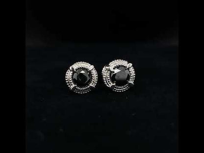 Rotating video showing the jewelry item