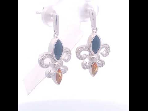 Rotating video showing the jewelry item