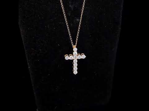 Rotating video showing the jewelry item