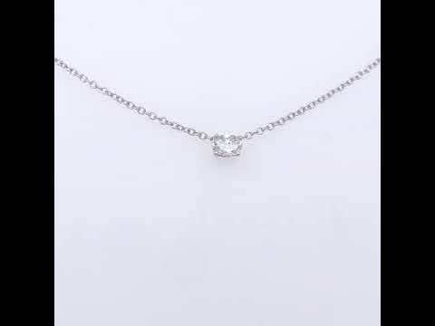 Rotating video showing the jewelry item