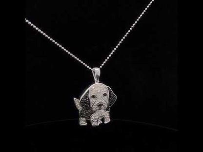 Rotating video showing the jewelry item