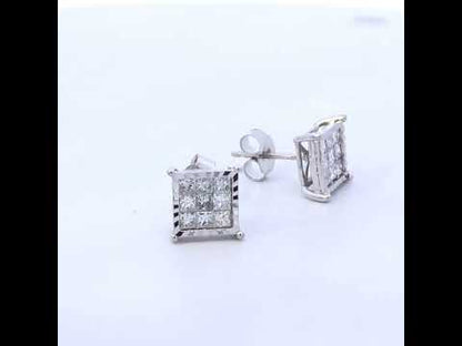 Rotating video showing the jewelry item