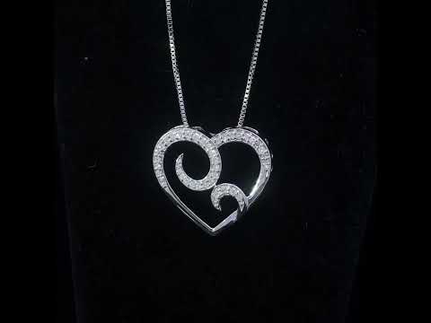 Rotating video showing the jewelry item