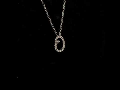 Rotating video showing the jewelry item