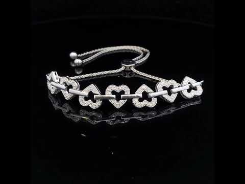 Rotating video showing the jewelry item