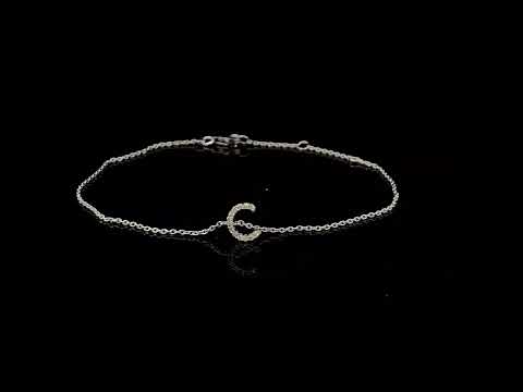 Rotating video showing the jewelry item