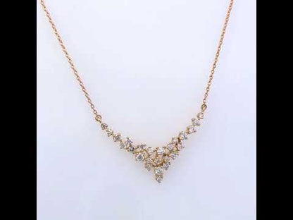 Rotating video showing the jewelry item