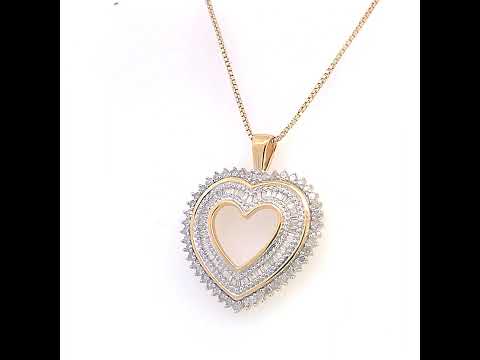 Rotating video showing the jewelry item