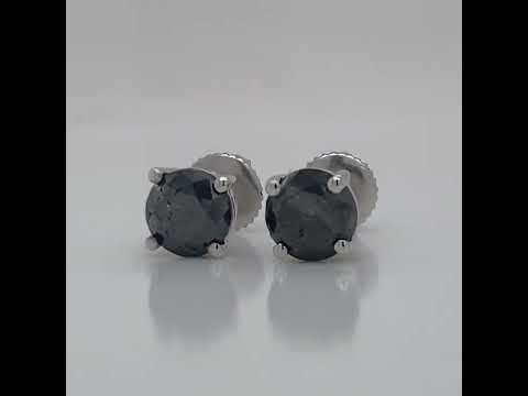 Rotating video showing the jewelry item