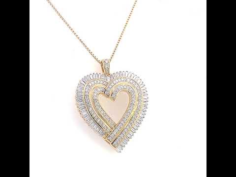 Rotating video showing the jewelry item