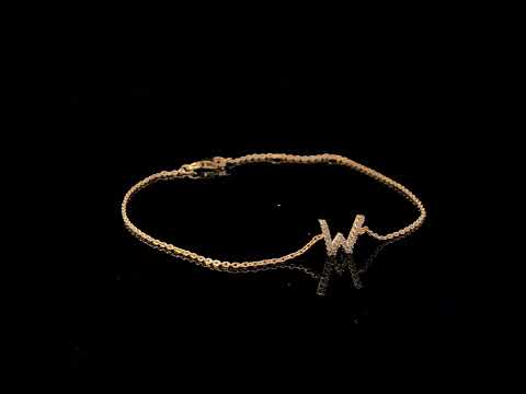 Rotating video showing the jewelry item