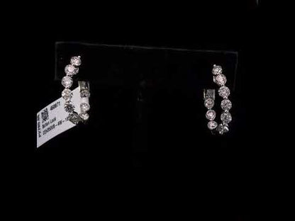 Rotating video showing the jewelry item