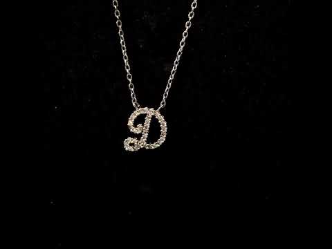 Rotating video showing the jewelry item