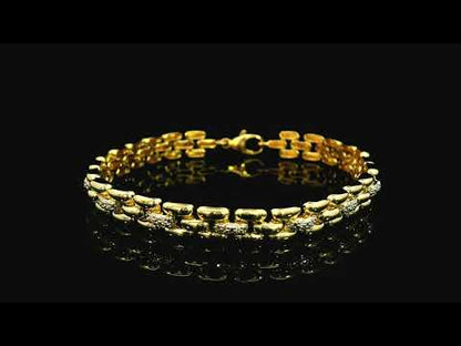 Rotating video showing the jewelry item