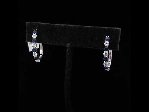 Rotating video showing the jewelry item