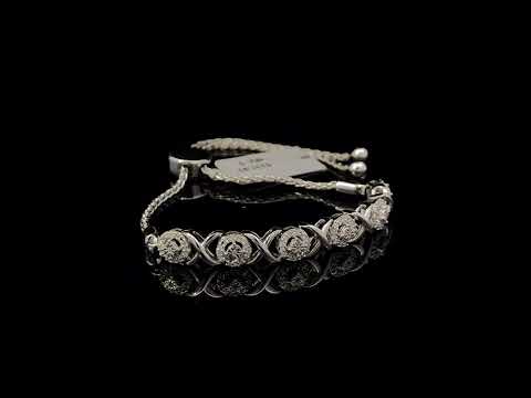 Rotating video showing the jewelry item