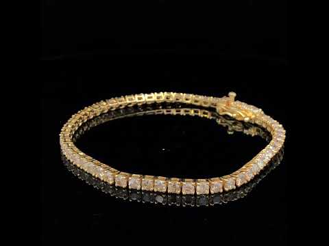Rotating video showing the jewelry item