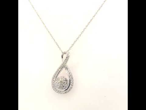Rotating video showing the jewelry item