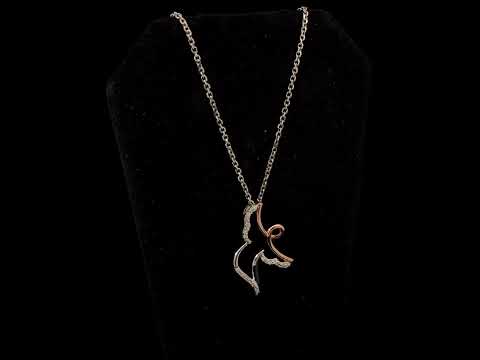 Rotating video showing the jewelry item