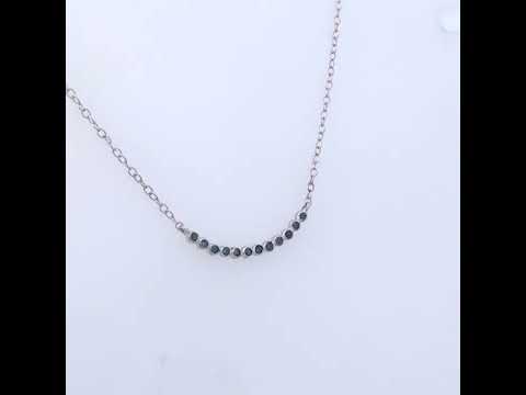 Rotating video showing the jewelry item
