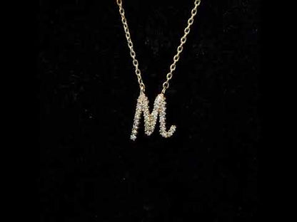 Rotating video showing the jewelry item