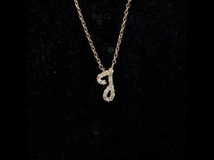 Rotating video showing the jewelry item