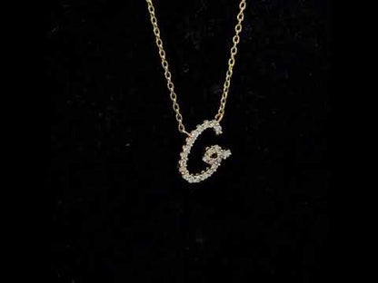 Rotating video showing the jewelry item
