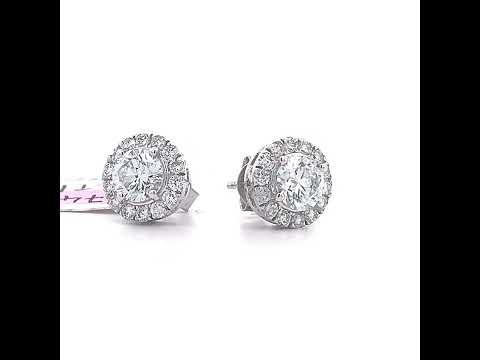 Rotating video showing the jewelry item