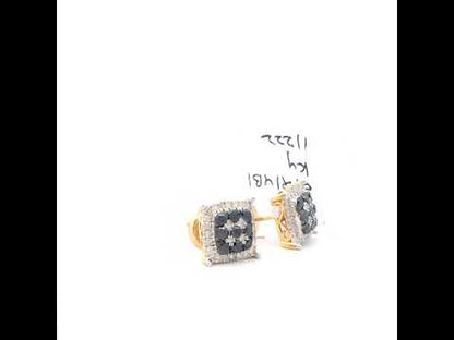 Rotating video showing the jewelry item