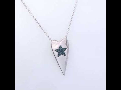 Rotating video showing the jewelry item