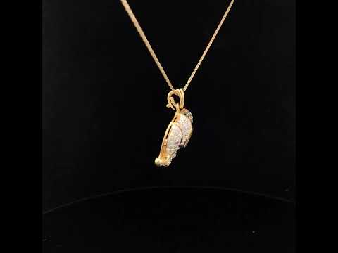 Rotating video showing the jewelry item