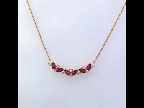 Rotating video showing the jewelry item