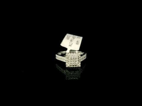 Rotating video showing the jewelry item
