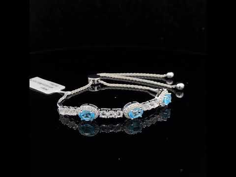 Rotating video showing the jewelry item