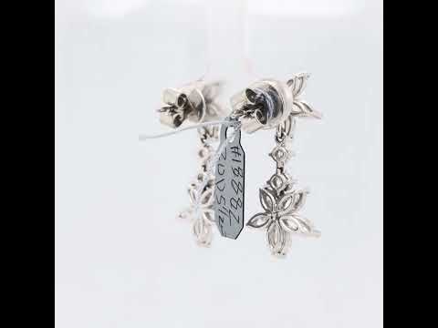 Rotating video showing the jewelry item