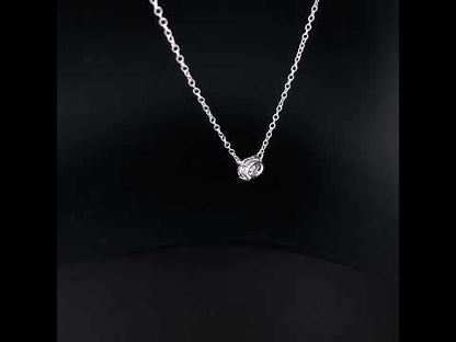 Rotating video showing the jewelry item