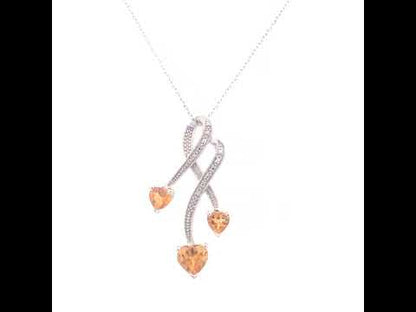 Rotating video showing the jewelry item